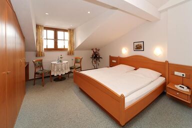 Gasthof-Pension Kraus, Lindenau - Doppelzimmer / Dachgeschoss mit Dachgauben