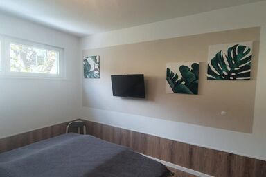 Steinhausers Ferienwohnungen - Sam - 1.OG / Hof