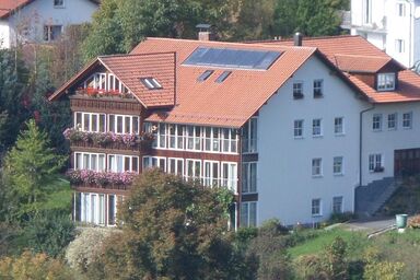 Pension Tauscher - Doppelzimmer 1 mit Wintergarten