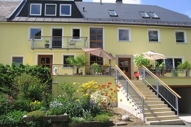 Ferienhof Jungkunz - Rollstuhlgeeignete Ferienwohnung mit Südterrasse und kostenfreiem WLAN