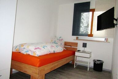 Pension Jägerschenke - Einzelzimmer mit Gemeinschaftsbad