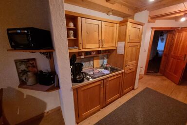 Landhaus Friedl - Ferienwohnung Nelke Obergeschoss mit Balkon