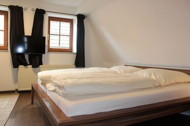 Gästehaus Anker - Dreibettzimmer (20qm) mit kostenfreiem WLAN