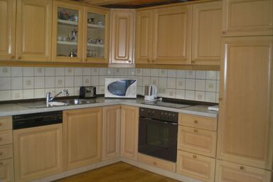 mit Kaminofen, Fitnessraum und Sauna - mit Kaminofen, Fitnessraum und Sauna .1