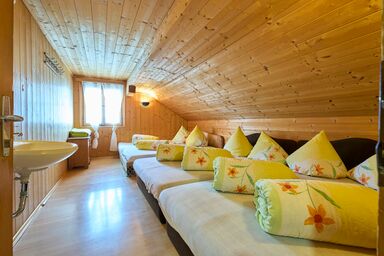Neuhornbachhaus - Vierbettzimmer ohne Dusche zweiter Stock