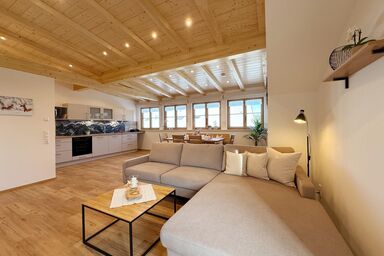 Ferienwohnungen Ochsenreiter - Ferienwohnung 1 Alpenrose