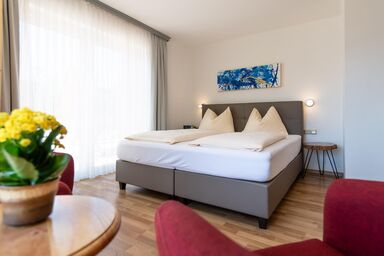 Pesentheinerhof Ferienwohnungen & Zimmer - Doppelzimmer mit Balkon und Seeblick