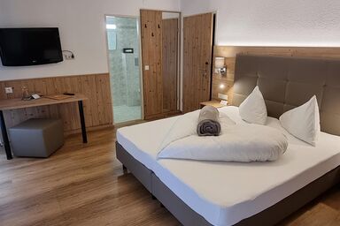 Gasthof EDELWEIß - Komfortzimmer mit Dusche, WC, Balkon