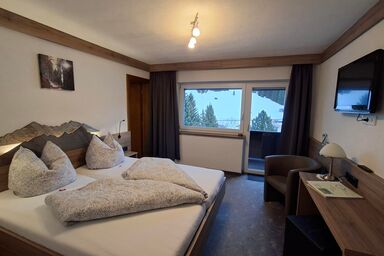 Gästehaus Bergland - Familienzimmer Nr. 14