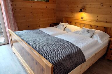 Haus Ackerer - Zweibettzimmer, Dusche, WC, Bergseite