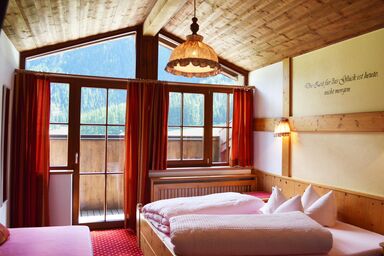 Pension "Zur alten Mühle" - Doppelzimmer mit Balkon, Short 1-2