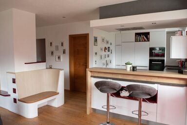 CREATINA - lovely mountain home - Ferienhaus, Dusche und Badewanne, 3 Schlafräume