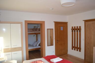 Haus Susanne - Familienzimmer mit Dusche, WC