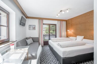 CORSO´S  Annabell - Bed & Breakfast - Doppelzimmer mit Balkon Kat. B, Frühstück
