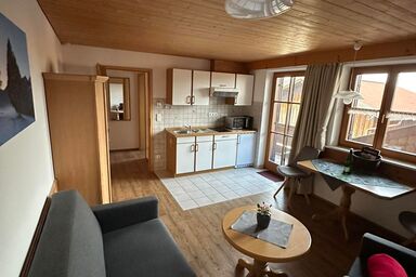 Landhaus Brigitte - Ferienwohnung Grünten