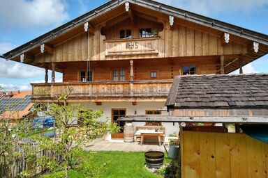 Ferienwohnung HolzZeit - Ferienwohnung