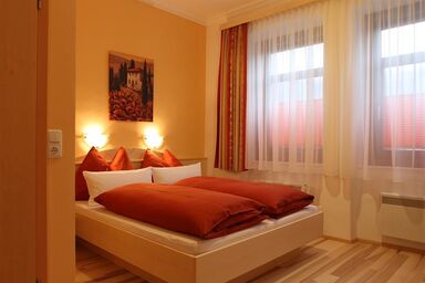 Grazer Villa - I Apartment /1 Schlafraum/Dusche, WC