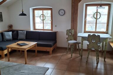 Hölzl-Hof - Fam. Meßmer - Fe-Wo 3 "Hochalm"