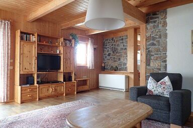 Ferienhaus Fuchsweg im Feriendorf Reichenbach (F24a) - Freundliches Holzhaus mit zwei Schlafzimmern (F24a)