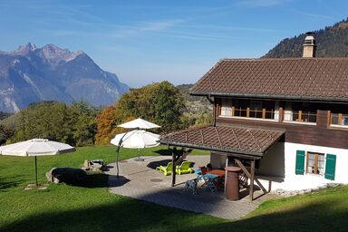 Chalet mit Panorama Berg und Seeblick