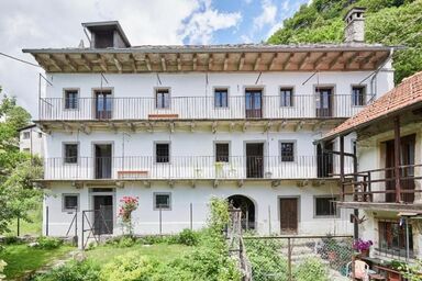 Casa Döbeli - Ferien im Baudenkmal