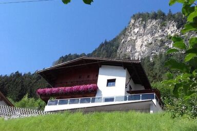 Fewo "Zuppinger" mit Bergblick