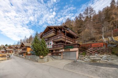 Pumuckl, (Grächen). 4-Bettwohnung