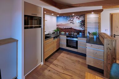 Urlaubshof Kirchmaier - Ferienwohnung Krautinsel, 1-5Pers., 2 sep. SZ, 2 Bäder, 2.OG+DG, Balkon mit Chiemseeblick