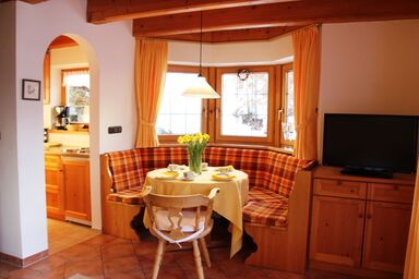 Gästehaus Klara - 2-Raum-Ferienwohnung 55qm, DU/WC, 2 Extra-Schlafzimmer, Küche, Terrasse/Balkon