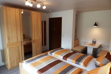 Ferienwohnungen Schmaus - Ferienwohnung A - ca. 60 qm mit Balkon und extra Küche