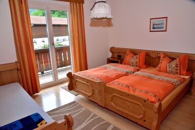 Ferienwohnungen Haus Monika - Nr.1 Ferienwohnung 50 qm mit einem separaten Schlafzimmer, Wohnküche, Ost- und Süd/Westbalkon