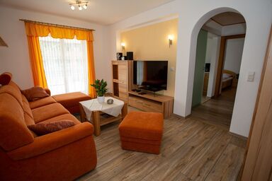 Haus Thanner - Chiemgau Karte - Ferienwohnung Edelweiß für 2 Personen, Terrasse, 54 m²