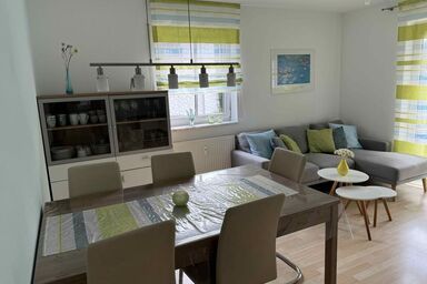 Ferienwohnung Schütz - Ferienwohnung mit 2 sep. Schlafzimmern, Balkon, 60qm