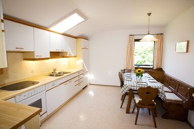 Ferienwohnungen am Märchenpark - Ferienwohnung 2 bis zu 9 Personen, 3 Schlafzimmer, Balkon, WLAN