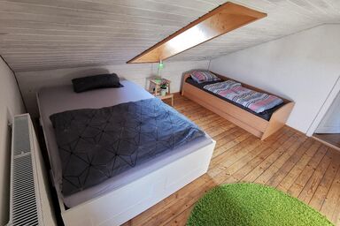 Monteurzimmer am Teisenberg - Zweibettzimmer Grün