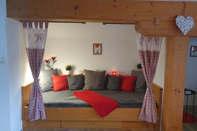 Gästehaus Moderegglehen - Nichtraucher-Ferienwohnung, 65 qm, separates Schlafzimmer, Wohnraum mit offener Küche, 2 WCs, Balkon