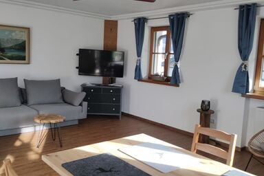 Ferienwohnung Alpenidylle - Chiemgau Karte - Ferienwohnung für 4 Personen, 2 separate Schlafzimmer, 97 m²
