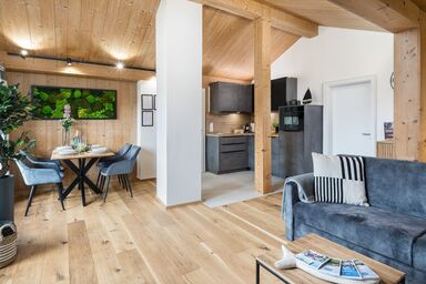 FENJOY Ferienhaus am Chiemsee - FENJOY Ferienwohnung No°12 mit Balkon | Klima | Garten | BBQ