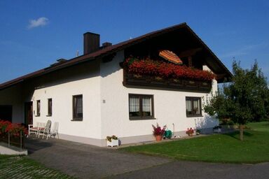 Ferienwohnung Wenzl - Ferienwohnung mit Balkon 115 qm
