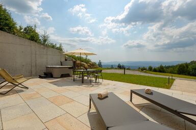 GutsAlm Harlachberg - Erdschlafhäuschen mit Whirpool