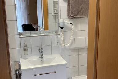 Gästehaus Köglmaier - Einzelzimmer mit Terrasse