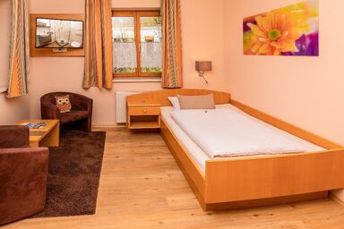 Pension Silberbauer - Einzelzimmer mit extra großem Einzelbett