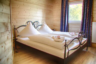 Wildberghof - Ferienhaus "Zum Schlossbrunnen" (70qm) mit Wasserbett und Außenwhirlpool