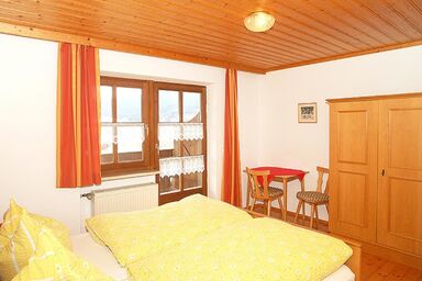Exenbacher Hof - Pension - Zimmer o. Balkon