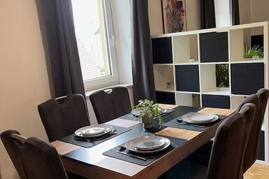 Ferienwohnung Heim - Ferienwohnung Heim (80qm) in zentraler Lage mit kostenlosem Wlan