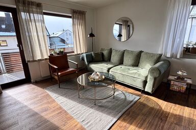 Ferienwohnung „Grüne Oase“ - Ferienwohnung 86 m² mit Balkon