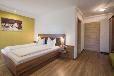 Sachsenbucherhof - Zur Allee