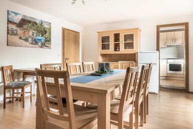 Schartlhof - Ferienwohnung Schartlhof (1-11 Pers./3 SZ, 1 WSR)