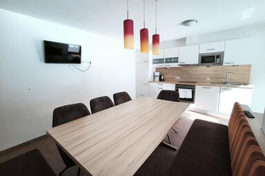 Beim Brunnen Apartments - Appartement für 8 Personen