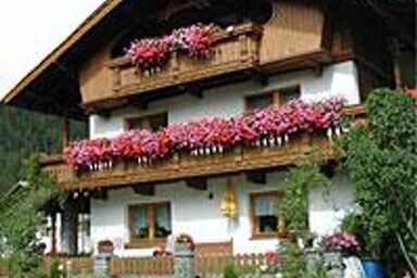 Haus Wiesenhof - Ferienwohnung für 4 - 6 Personen